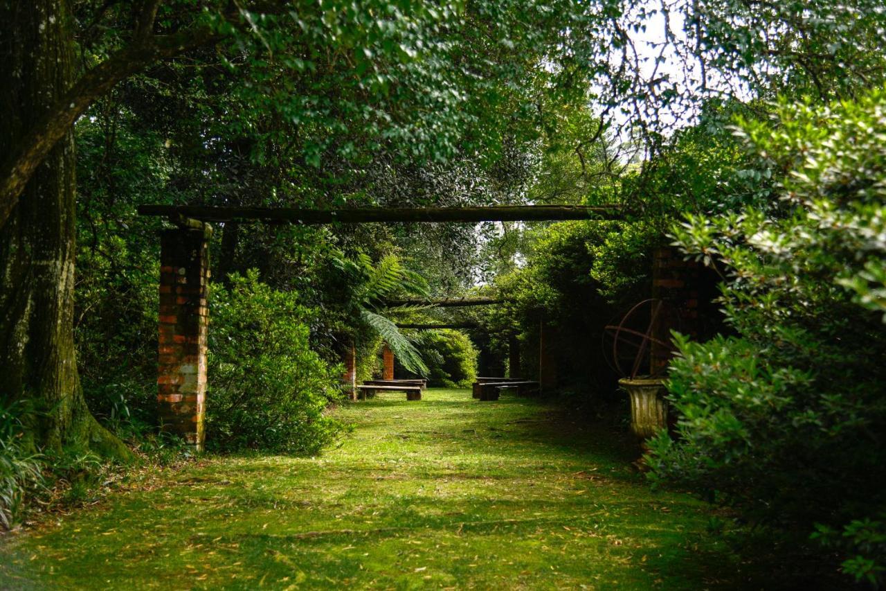 Villa The Knoll Historic Guest Farm Hilton Exterior foto
